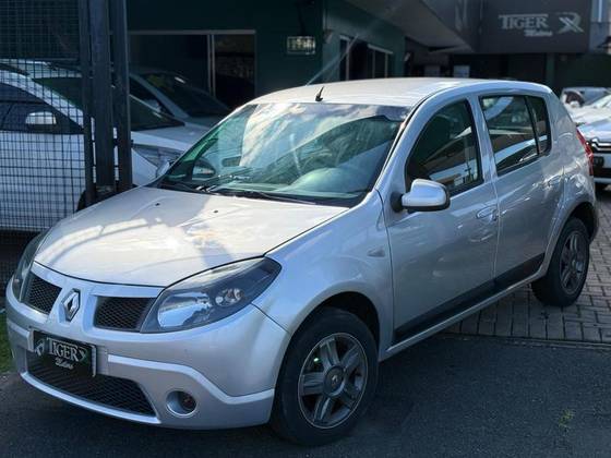 RENAULT SANDERO 1.6 EXPRESSION 8V HI-TORQUE FLEX 4P MANUAL